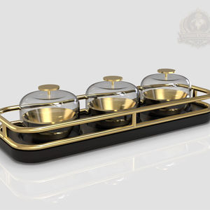 Ensemble de service de luxe à 3 bols avec couvercle, ensemble de bols à collation en verre avec dôme, plateau de service noir et or, design israélien, condimentaire haut de gamme - Product Image 1