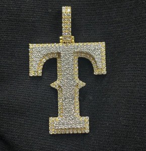จี้ตัวอักษร T แบบกำหนดเอง เงินแท้ 925 ประดับเพชรโมอิสซาไนต์ VVS  แบบ Iced Out  เครื่องประดับฮิปฮอป ของขวัญสำหรับทุกเพศ - Product Image 1