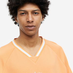 T-shirts formels à capuche pour hommes, brodés et gaufrés, à manches longues, avec poche, en polyester écologique, design élégant – Vente chaude - Product Image 2