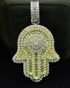 Pendentif Main de Fatima en Argent 925 avec Diamant Moissanite VVS, Talisman Hip-Hop, Cadeau - Product Image 1