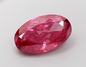 Diamant CVD de laboratoire de luxe, de forme ovale modifiée, rouge vif fantaisie, 7,52 carats, clarté VS1, polissage excellent, diamant non monté - Product Image 6