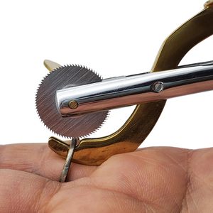 Cortador de Anillos de Dedo Manual de Acero Inoxidable de Grado Médico OPTITECH HEALTHCARE, Profesional, para Cirugía General, Seguro, Duradero, con Certificación CE - Product Image 6
