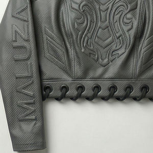 MALUZA INDUSTRIES Haut court pour femme de qualité supérieure, texture cuir, marque de mode urbaine - Product Image 2