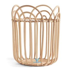 Cesta de Almacenamiento de Bambú y Ratán Tejida a Mano, Diseño Rústico, Ecológica, Personalizable, Solución de Almacenamiento Natural para la Cocina - Product Image 1