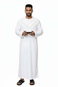 Túnica Musulmana al por Mayor, Thawb Musulmán para Hombre | Túnica Tradicional Árabe Thobe, Ropa Islámica, Diferentes Tallas y Colores Disponibles - Product Image 1