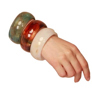 VINTAGE CHUNKY FASTION Designer Bijoux Résine Géométrique Bracelet Cadeau Marbre Ambre Irrégulier Acrylique Bracelet pour Femmes - Product Image 1