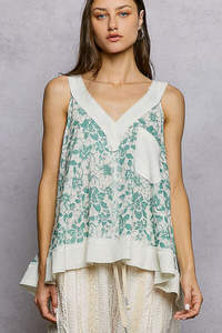 Camiseta sin mangas con cuello en V y bolsillo frontal POL Floral - Product Image 6