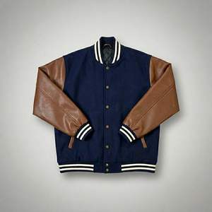 Veste universitaire en cuir véritable pour homme, veste bomber noire de style Letterman, manteau en cuir véritable de style universitaire, taille personnalisée disponible - Product Image 4