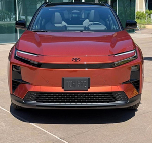 2024 Toyota C-H-R SUV New Coupe R17 Hybrid Electric Gas Fuel Options Automatic Manual Gear <b>Box</b> Left Steering FWD AWD Light - Product Image 4