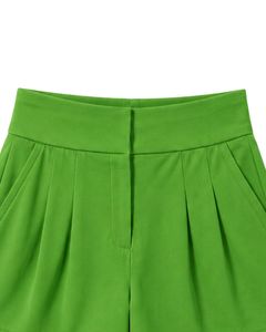 Conjunto de Dos Piezas para Mujer, Top Rosa Intenso y Pantalones Cortos Verde Lima, Ropa Casual de Verano, Estilo Lounge, Ajuste Suave y Elástico - Product Image 6