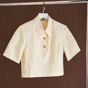 Blusa Corta de Encaje Color Crema para Mujer, Estilo Casual, Fabricante de Ropa de Marca Privada OEM ODM ELYSIA - Product Image 6