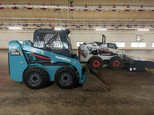 Chargeuse sur chenilles Sunward SWTL4528 avec moteur Kubota conforme à la norme EU Stage V et cabine fermée pour travaux de terrassement et chargement de matériaux - Product Image 6