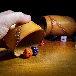 Factory Customized Design Dice Storage for Dice <b>Entertainment</b> High Quality Premium PU Leather Dice Cup for Playing Game - Product Image 6
