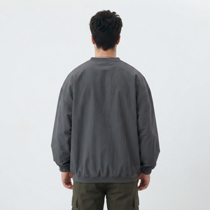 เสื้อแจ็คเก็ตกันลมทรงหลวมสำหรับผู้ชาย ผ้าไนลอนโพลีเอสเตอร์ 100% ระบายอากาศได้ดี กันฝน แขนยาว คอกลม ทรงหลวม - Product Image 5