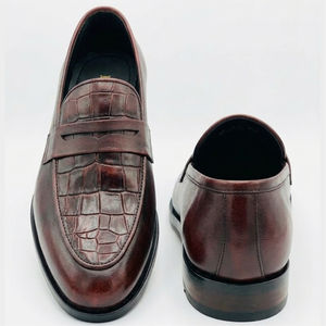 Chaussures habillées en cuir pour hommes, légères et élégantes, avec logo personnalisé, meilleur prix et faible MOQ, chaussures pour hommes faites à la main - Product Image 1