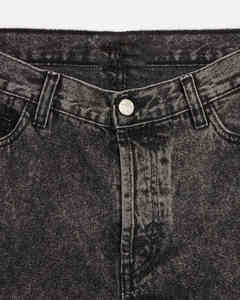 Shorts en jean délavé personnalisés avec logo pour homme – Style streetwear robuste - Product Image 5