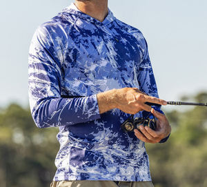 Haut de pêche performant pour homme à manches longues en polyester, avec capuche, sublimation personnalisée, protection UV UPF 50, séchage rapide - Product Image 6