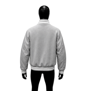 Chaqueta Varsity Gris Claro Premium para Hombre, Cómoda, Ligera, de Algodón, Casual, para Otoño, con Cuello Camisero, Manga Regular, Color Sólido - Product Image 2