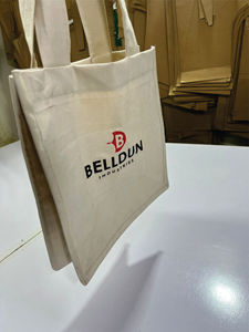 Sac fourre-tout en toile personnalisé Belldun Industries, 100% coton, écologique, imprimé par transfert thermique, logo personnalisé sur le devant, style décontracté, 220g - Product Image 4