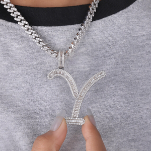 Pendentif Lettre Y Iced Out en Moissanite Baguette, Argent 925, Breloque de Luxe Unisexe pour Usage Quotidien - Product Image 5