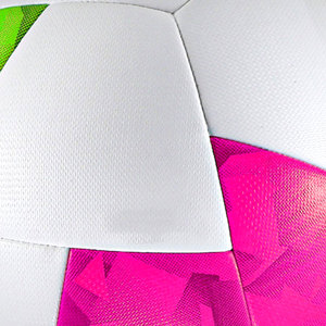 Ballon de football professionnel hybride en PU avec panneaux colorés pour les matchs internationaux et l'entraînement, fabriqué au Pakistan - Product Image 4