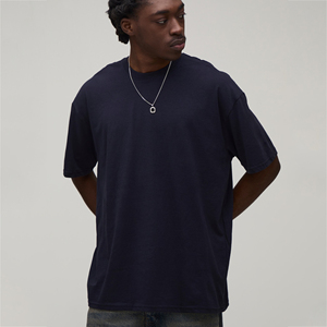 T-shirt graphique sérigraphié pour homme, personnalisé OEM, streetwear, col rond, manches courtes, vêtement décontracté, haut de mode - Product Image 2