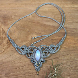 Collar de Macramé Gris con Piedra Lunar Arcoíris Hecho a Mano al por Mayor, con Cuentas Doradas, Joyería Boho de Cristal Ajustable para Mujer, Regalo - Product Image 3