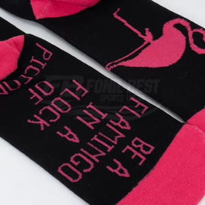 Calcetines de punto al por mayor para hombre, de fibra de bambú/spandex, informales, de moda, para interior, negros, rojos, suaves, bonitos, transpirables, de caña media, lisos. - Product Image 5