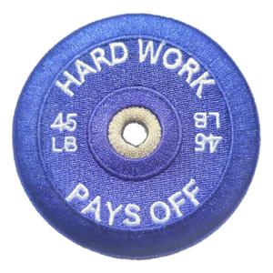 Patch brodé thermocollant « Le travail acharné paie ses fruits » avec design de disque de musculation, bleu, 3 pouces, pour la motivation en salle de sport - Product Image 1