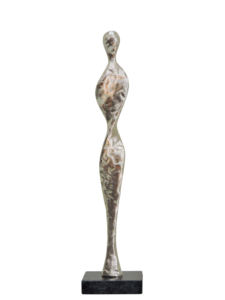 Estatua Moderna Abstracta de Figura Humana en Aluminio, Escultura Metálica Elegante Hecha a Mano sobre Base de Mármol Negro para Decoración de Hogar u Oficina - Product Image 3