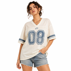 Maillot de football américain tendance pour femme, couleur beige, en maille, col en V, personnalisé, surdimensionné, numéroté, vêtements de sport pour marques privées - Product Image 1