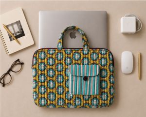 Sac fourre-tout pour ordinateur portable en néoprène à imprimé floral avec fermeture éclair et intérieur matelassé pour usage décontracté, sac pour Macbook à imprimé jaune - Product Image 1