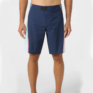 Shorts Deportivos para Hombre con Bloques de Color, Azul Marino Sólido con Paneles Azul Claro, Cintura Elástica, Secado Rápido, Estilo Deportivo, Poliéster Tejido - Product Image 4