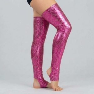 Bas de danse adhérents pour femme, longueur cuisse, offrant une adhérence sûre, un tissu doux, une mobilité flexible et un ajustement confortable. - Product Image 3
