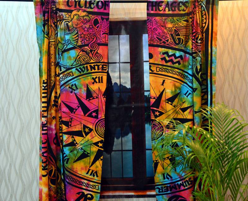 วงจรแห่งยุคสมัย มัลติ