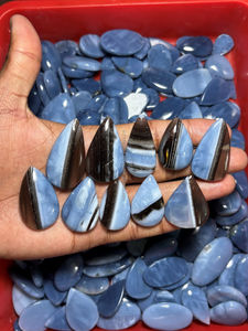 Venta al por mayor de piedras de cuarzo azul Owyhee 100% naturales de primera calidad, cabujones sueltos para la fabricación de joyas, gemas de formas mixtas variadas, de terceros. - Product Image 3