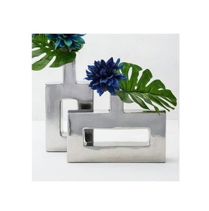 Vase de table minimaliste en acier inoxydable avec design géométrique, idéal pour la décoration de la maison - Product Image 3