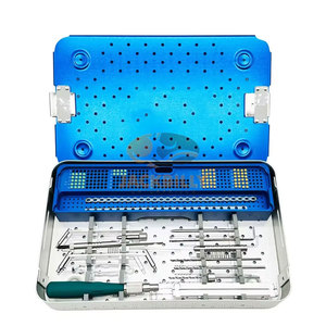 Kit complet d'instruments chirurgicaux orthopédiques vétérinaires avec système de plaques de blocage en acier inoxydable et source d'alimentation manuelle - Product Image 1