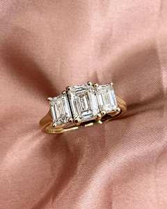 Bague de fiançailles solitaire en diamant de laboratoire taille marquise, bijoux de mariage de luxe, minimaliste, plaqué or 9 carats, cadeau d'anniversaire - Product Image 2
