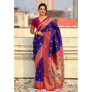 Sari en soie Paithani Yeola violet tissé Zari Elite Weaves avec contraste, robe de soirée élégante - Product Image 4