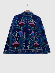 Veste en velours brodée à la main avec des motifs floraux, manches longues, col mandarin, taille plus, vêtements d'automne pour femmes - Product Image 2