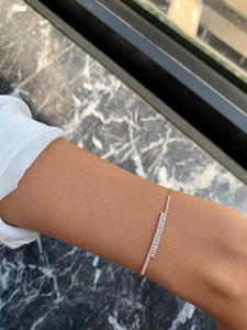 Pulsera de barra con doble fila de diamantes cultivados en laboratorio en oro rosa - Product Image 3