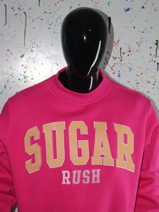 เสื้อสเวตเชิ้ตทรงโอเวอร์ไซส์ คอเต่า รุ่น SUGAR RUSH 450 GSM ปักชื่อแบบแอพพลิเคชั่น ผ้าฝ้ายฟลีซเฟรนช์เทอร์รี่ 100% - Product Image 1