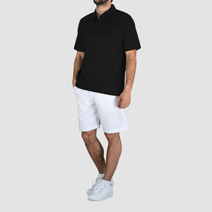 Polo à manches courtes bleu marine pour homme, couleur unie, tricoté, respirant, style décontracté, coupe classique, avec short blanc et baskets - Product Image 6