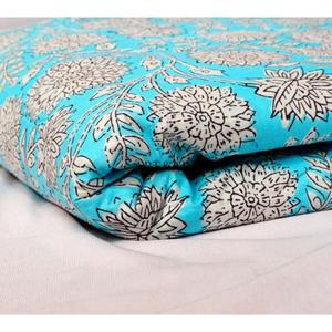 Tela de Algodón 100% Estampada a Mano con Diseños Tradicionales Indios, Prendas y Textiles Hechos por Artesanos en Muchos Colores - Product Image 6