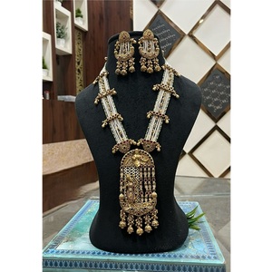 Magnifique collier antique plaqué or de qualité supérieure avec boucles d'oreilles assorties, ensemble de bijoux imitation perle pour cadeau de mariage - Product Image 1
