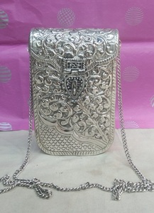 Handmade Metal Floral Flap mobile phone holderClutch With Chain Strap Elegant Evening Party <b>Bag</b> Rectangle Shape Decorative Chain - Product Image 2