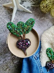 Broche Bordado a Mano con Cuentas de Vidrio de Primera Calidad, Elegante Regalo para Ella, Hermoso Broche Bordado Floral Hecho a Mano - Product Image 5