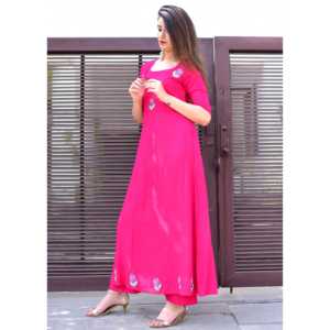 Ensemble de costume rose XS exclusivement élégant - Product Image 5