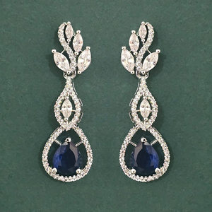 Mayoristas de Joyería de Moda en India, Aretes Clásicos de Circonia Cúbica con Engaste de Garra, Chapados en Rodio Vintage, para Mujer, Aniversario - Product Image 1